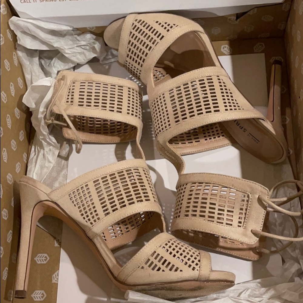 Call it spring cream 7.5 heels